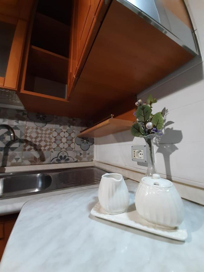 Holiday House Nel Cuore Di Bari Exterior foto