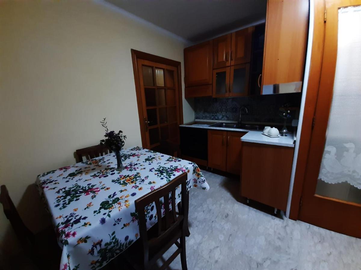 Holiday House Nel Cuore Di Bari Exterior foto